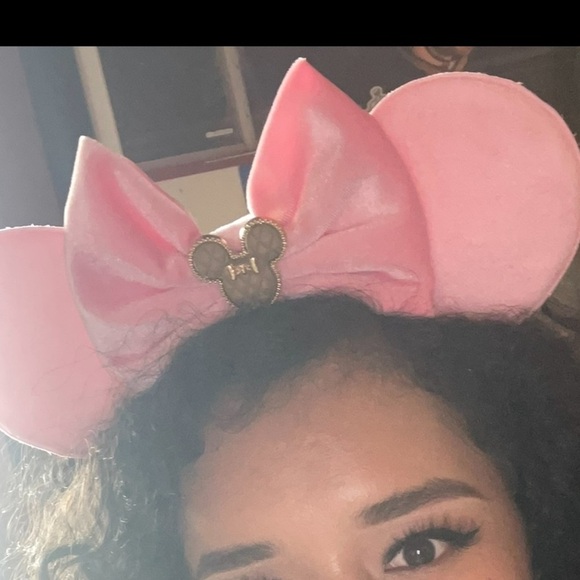 Pink Velvet Minnie Mouse inspired ears with brown charm. - Picture 5 of 5